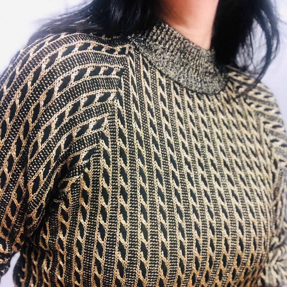 Vintage Cable Knit Gold and black Sweater - Picture 7 of 9